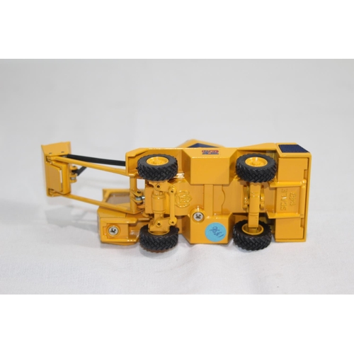 450 - JOAL CARMIX 3500 CONCRETE MIXER DIE-CAST MODEL WITH BOX