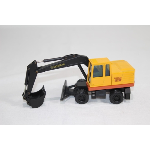 452 - JOAL AKERMAN EXCAVATOR H-7 MC DIE-CAST MODEL WITH BOX