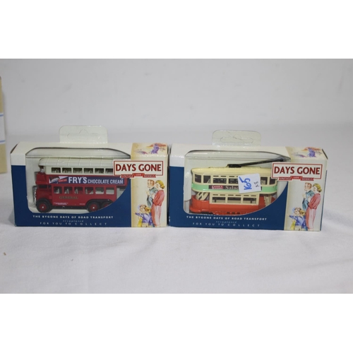 463 - QUANTITY OF BUS DIE-CAST MODELS WITH BOXES