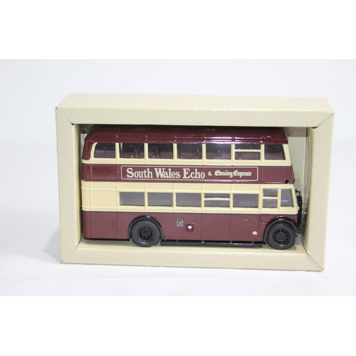 463 - QUANTITY OF BUS DIE-CAST MODELS WITH BOXES