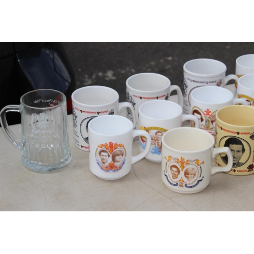 138 - QUANTITY OF COMMEMORATIVE MUGS ETC