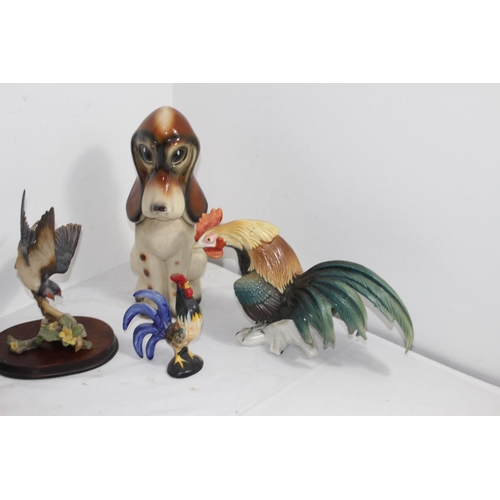 139 - QUANTITY OF ANIMAL FIGURES 
30CM