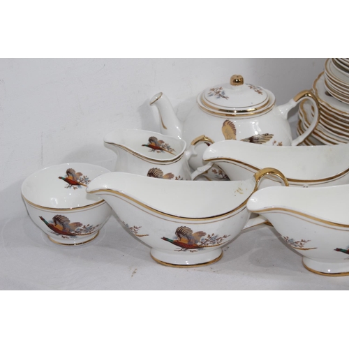 156 - LARGE QUANTITY OF  SHERIDEN DINNER AND TEA SERVICE