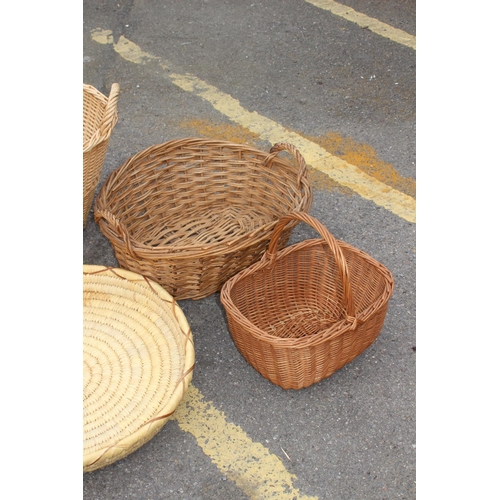 726 - QUANTITY OF BASKETS