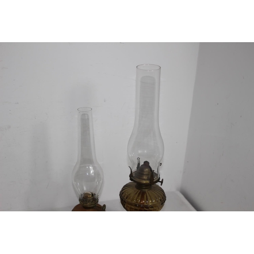 192 - 2 X VINTAGE OIL LAMPS 
16CM