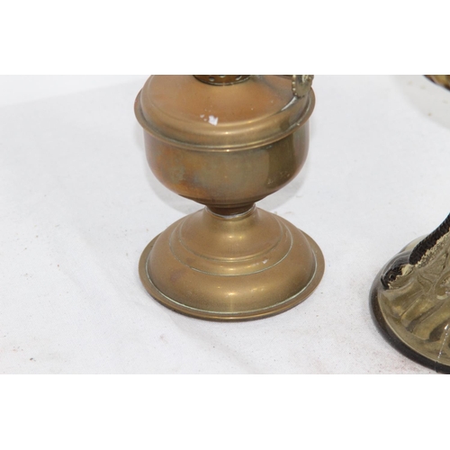 192 - 2 X VINTAGE OIL LAMPS 
16CM