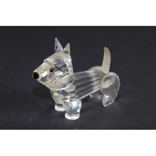 225 - SWAROVSKI DOG