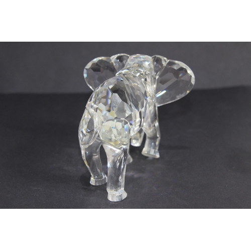 264 - SWAROVSKI INSPIRATION AFRICA 93-95 LION, ELEPHANT AND PLAQUE