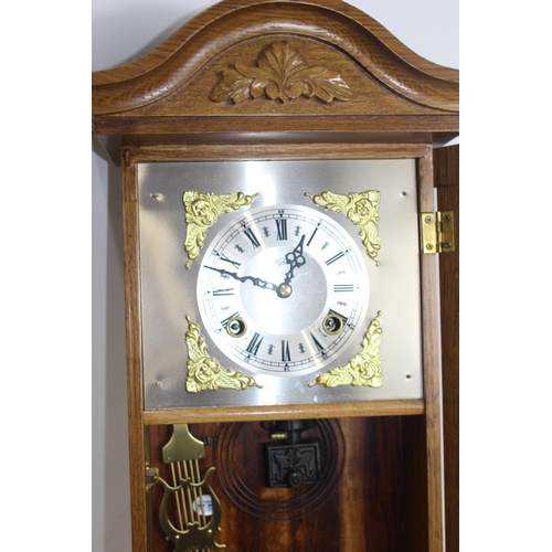 629 - WALL CLOCK
66CM