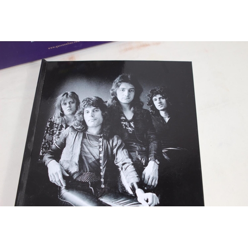 630 - 40 YEARS OF QUEEN BOOK
30CM