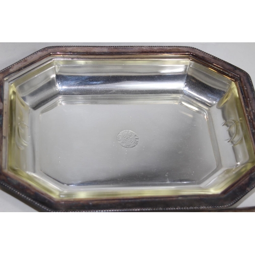 638 - 4 X SERVING DISHES 
28CM