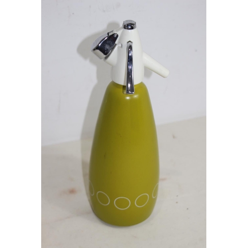 639 - RETRO SODA SYPHON 
32CM