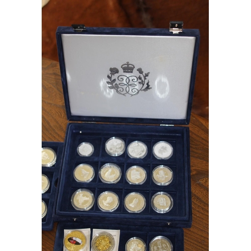 990 - LARGE QUANTITY OF MIXED COMMEMORATIVE COINS INCLUDING SILVER PROOFS