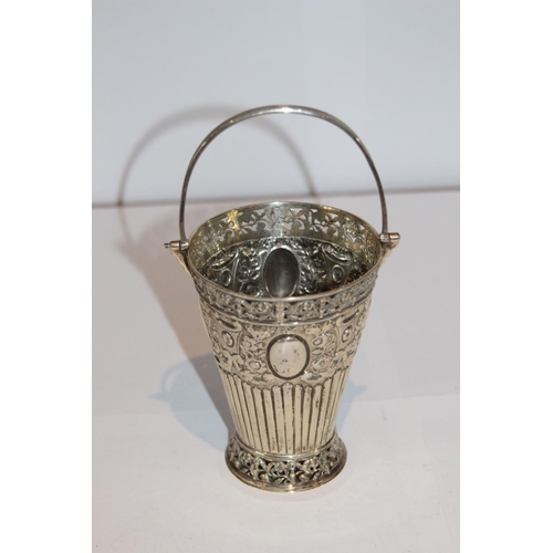 1013 - SILVER BASKET - 133G - LONDON - G.M JACKSON - 8 x 10cm