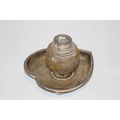 1022 - SILVER COLLAR SCENT BOTTLE ON SILVER TRAY - TRAY IS 87.5G - CHESTER 1900 - STOKES AND IRELAND - 11 x... 