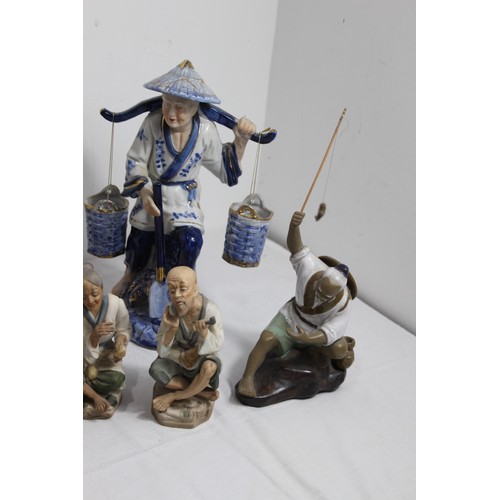 111 - QUANTITY OF ORIENTAL FIGURES 
32CM