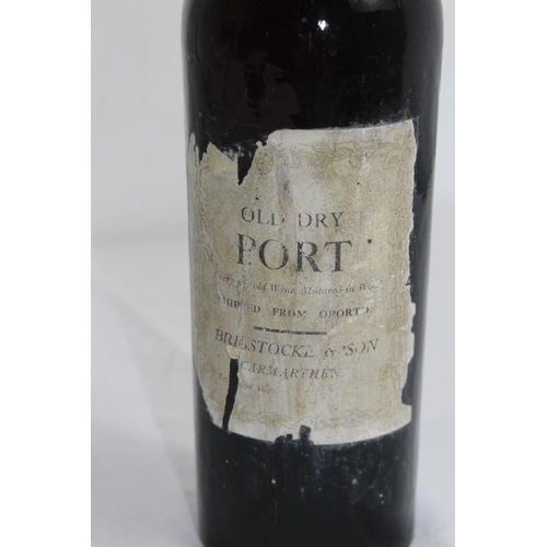 523 - VINTAGE BOTTLE OF PORT