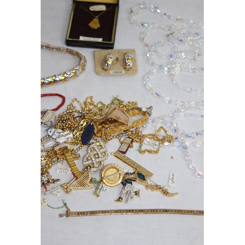 976 - BOX OF COSTUME JEWELLERY