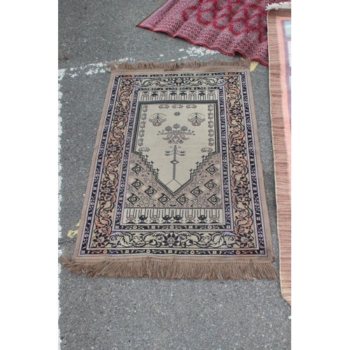 94 - 5 X EASTERN RUGS 
192 X 122CM