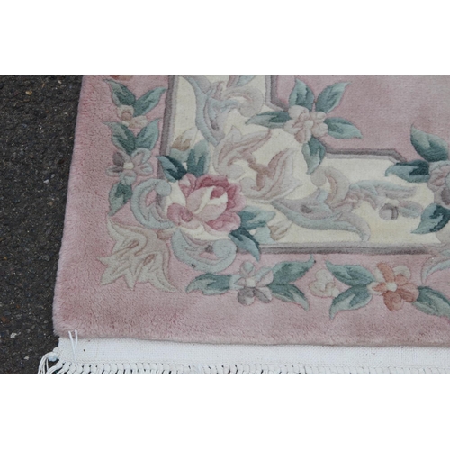 105 - ORIENTAL RUG
175 X 92CM