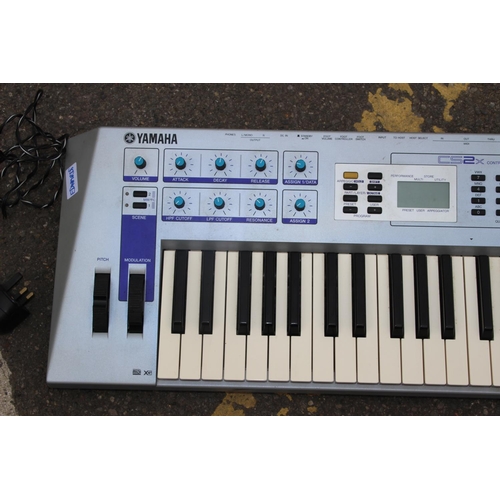 556 - YAMAHA CS2 X CONTROL SYNTHESIZER