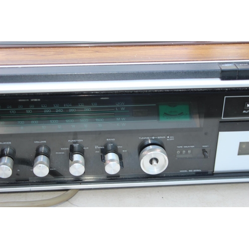 563 - NATIONAL PANASONIC AUTO STOP STEREO CASSETTE SG-2050L AND SPEAKERS