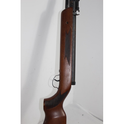 776 - AIR RIFLE