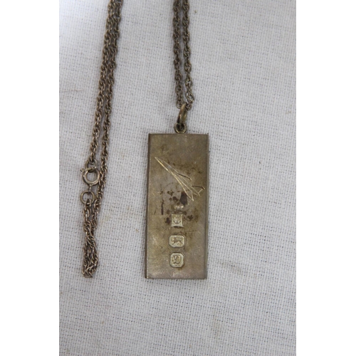 905 - SILVER CONCORDE INGOT ON CHAIN