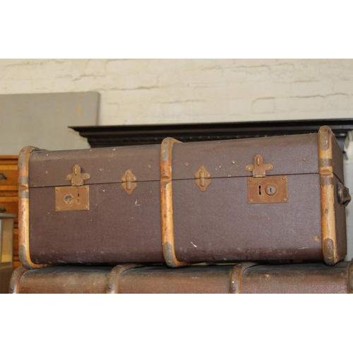 24 - 4 X VINTAGE TRUNKS
100 X 55 X 51CM