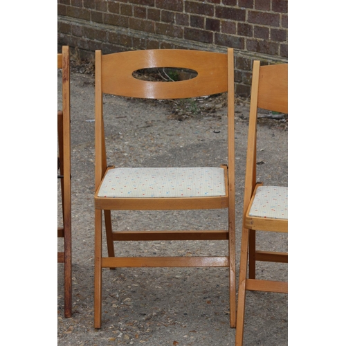 25 - 4 X 1950'S FOLDING CHAIRS