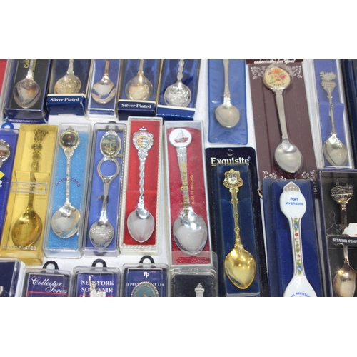 749 - QUANTITY OF COLLECTABLE SPOONS