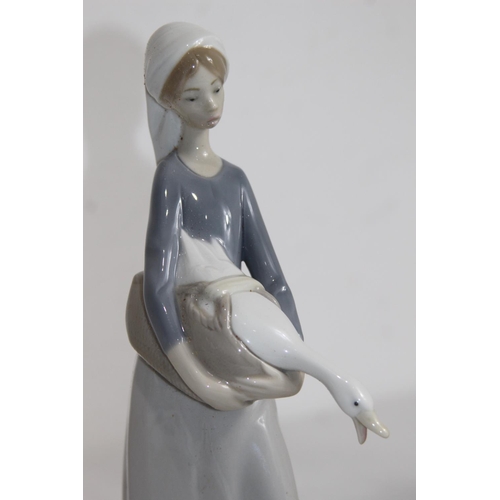 834 - LLADRO 04866 GIRL WITH GOOSE AND DOG
30CM