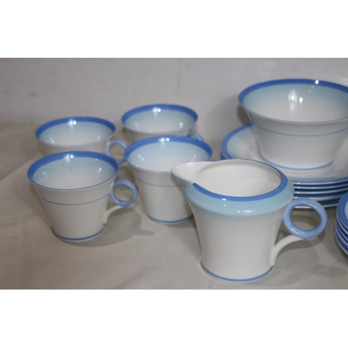 143 - QUANTITY OF SHELLEY BLUE AND WHITE TEA SET