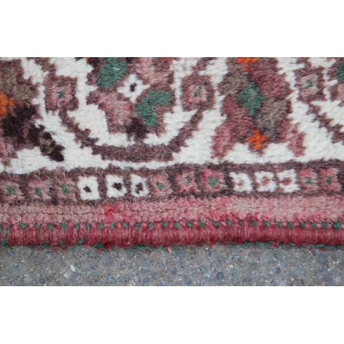 92 - Middle Eastern RUG
128 X 88CM