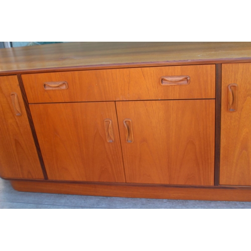 53 - RETRO G PLAN UNIT BASE
163 X 52 X 67CM