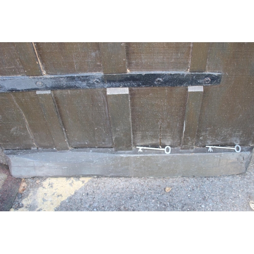 62 - SOLID OAK FRONT DOOR AND KEYS 
80 X 190CM