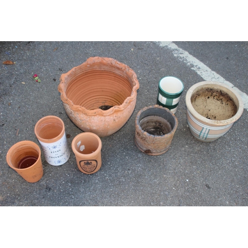 74 - QUANTITY OF TERRACOTTA POTS ETC 
36 X 28CM