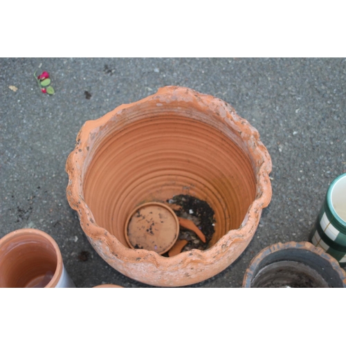 74 - QUANTITY OF TERRACOTTA POTS ETC 
36 X 28CM