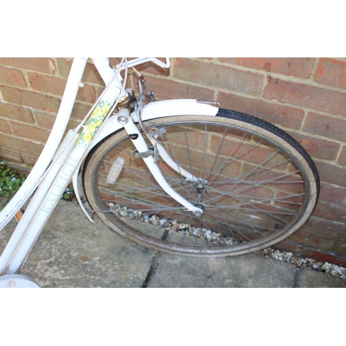 75 - LADIES RALEIGH BIKE