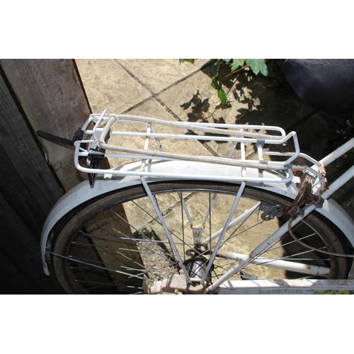 75 - LADIES RALEIGH BIKE