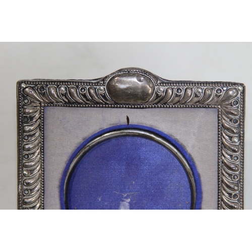 920 - SILVER PICTURE FRAME - BIRMINGHAM 1901 - SANDERS AND MCKENZIE