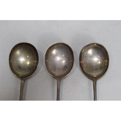 936 - 3 X RAT TAILED SOUP SPOONS - 243G - SHEFFIELD 1940 - COOPER BROS