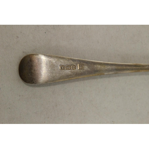 936 - 3 X RAT TAILED SOUP SPOONS - 243G - SHEFFIELD 1940 - COOPER BROS