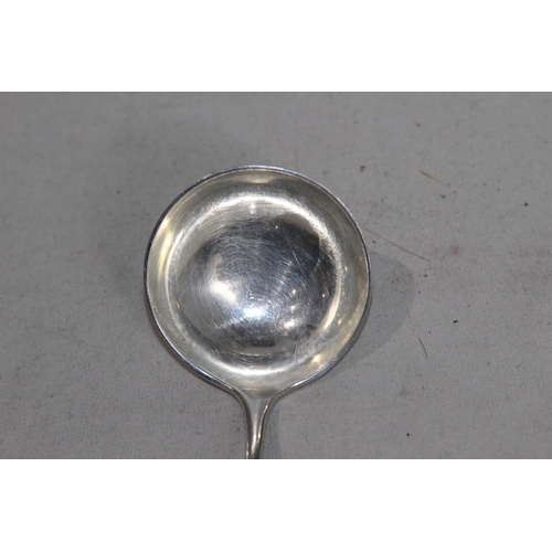 937 - RAT TAILED SAUCE LADLE - SHEFFIELD 1941 - COOPER BROS