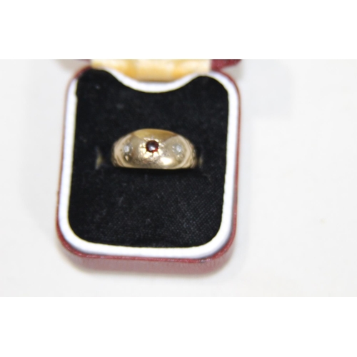 968 - 9CT GOLD RING - 2.25G - SIZE K