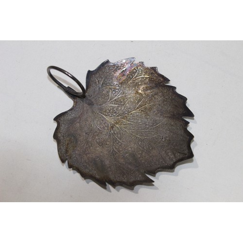 943 - QUANTITY OF EASTERN WHITE METAL TESTED SILVER - 247G