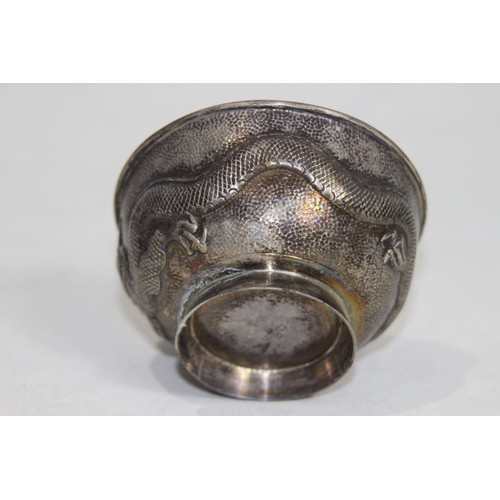 946 - EASTERN WHITE METAL TESTED SILVER BOWL - 188G