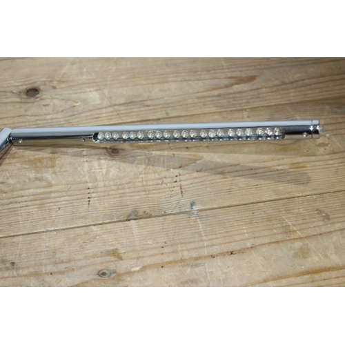 211 - ADJUSTABLE READING LAMP
33 - 60CM