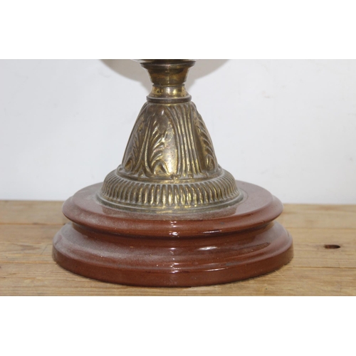 227 - LARGE VINTAGE OIL LAMP
58CM