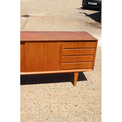 2 - RETRO DANISH SIDEBOARD 
200 X 46 X 75CM